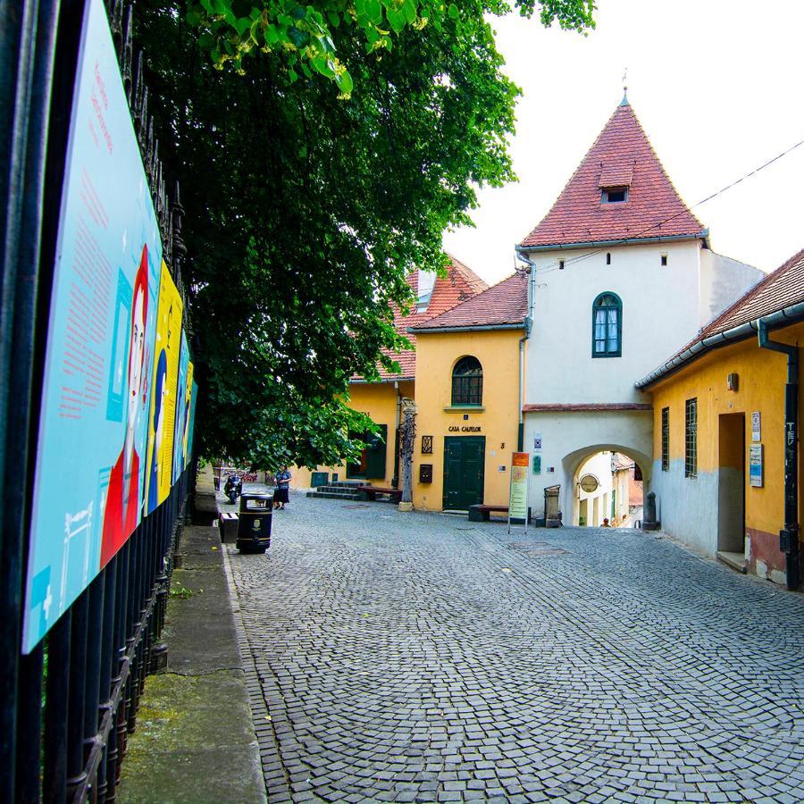 Kleines Hotel Sibiu Exterior foto