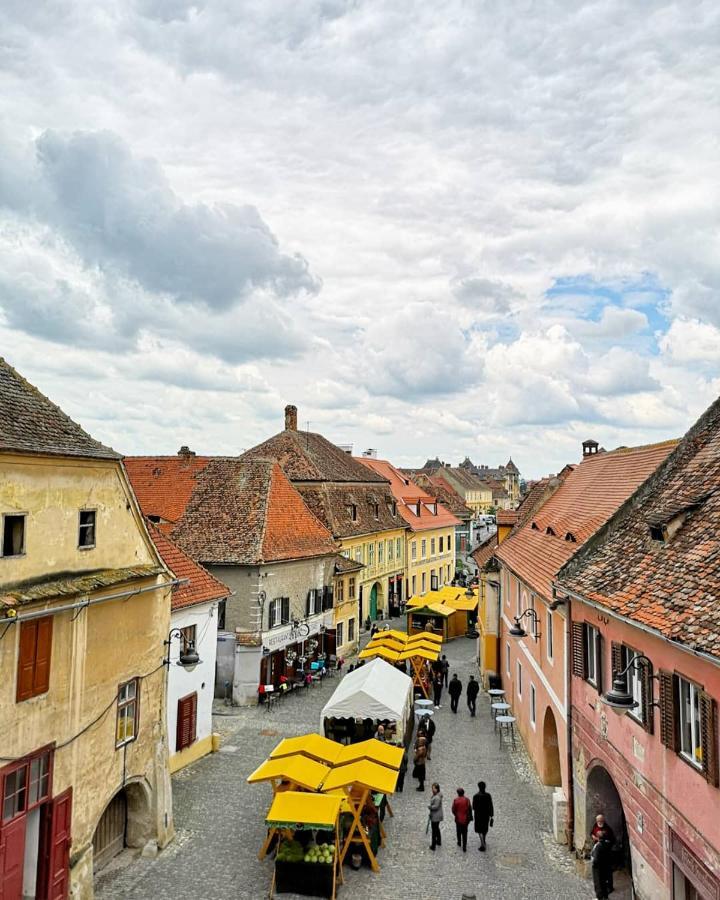 Kleines Hotel Sibiu Exterior foto